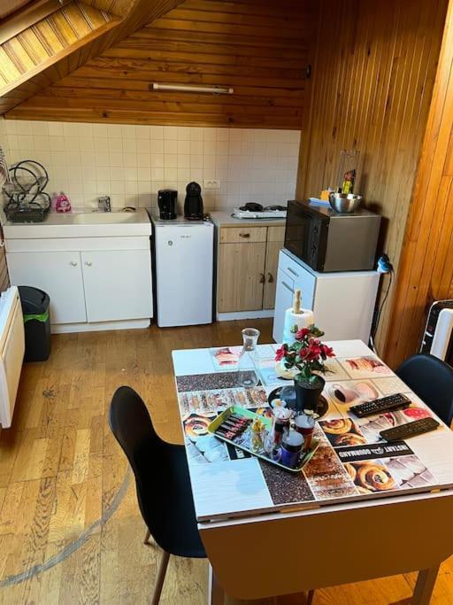 Studio Hyper Centre Tulle Apartment Ngoại thất bức ảnh
